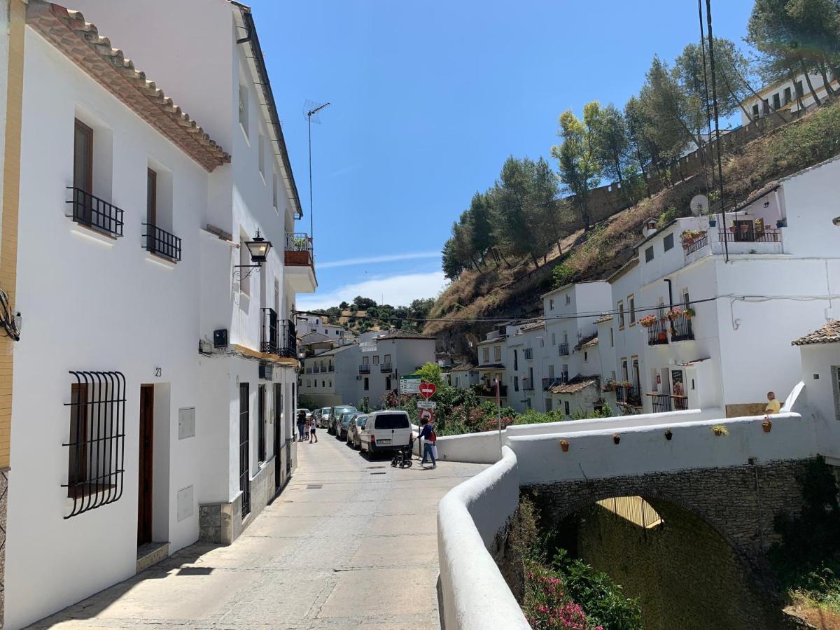 Villa Casa Cueva El Puente Setenil De Las Bodegas Exterior foto